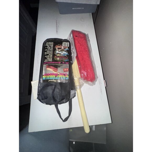 New The Original California Car Duster (Plastic Handle/ Red Fiber) Vintage NOS - Picture 3 of 9
